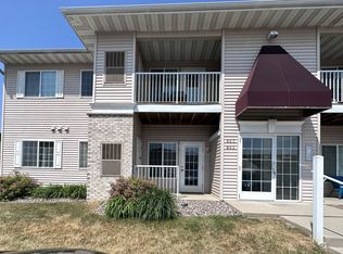 853 37th Ave NW #1, Rochester, MN 55901