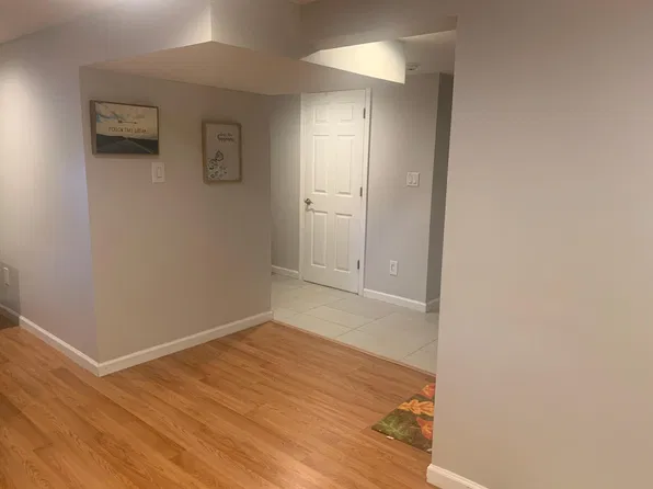 0 Eileen Ave #10, Plainview, NY 11803