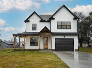 206 Highway 52 E, Portland, TN 37148