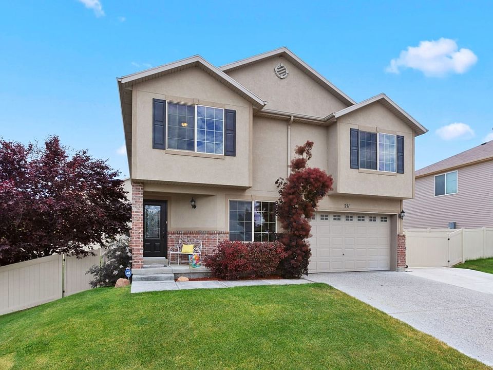 1st image of 211 Kestrel Dr