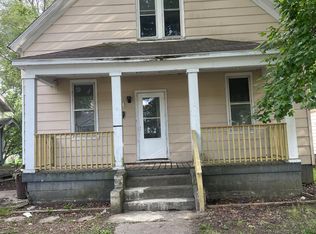 1195 W King St, Decatur, IL 62522