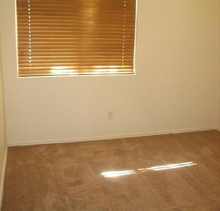 4th image of 6418 W Pioneer St