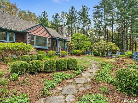 3rd image of 148 Old Redding Road