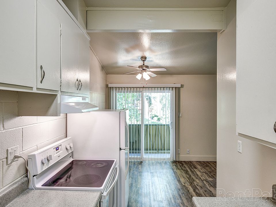 1st image of 3600 Pennsylvania Ave APT 11