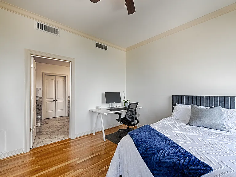 2828 Hood St #1008 — Photo 14