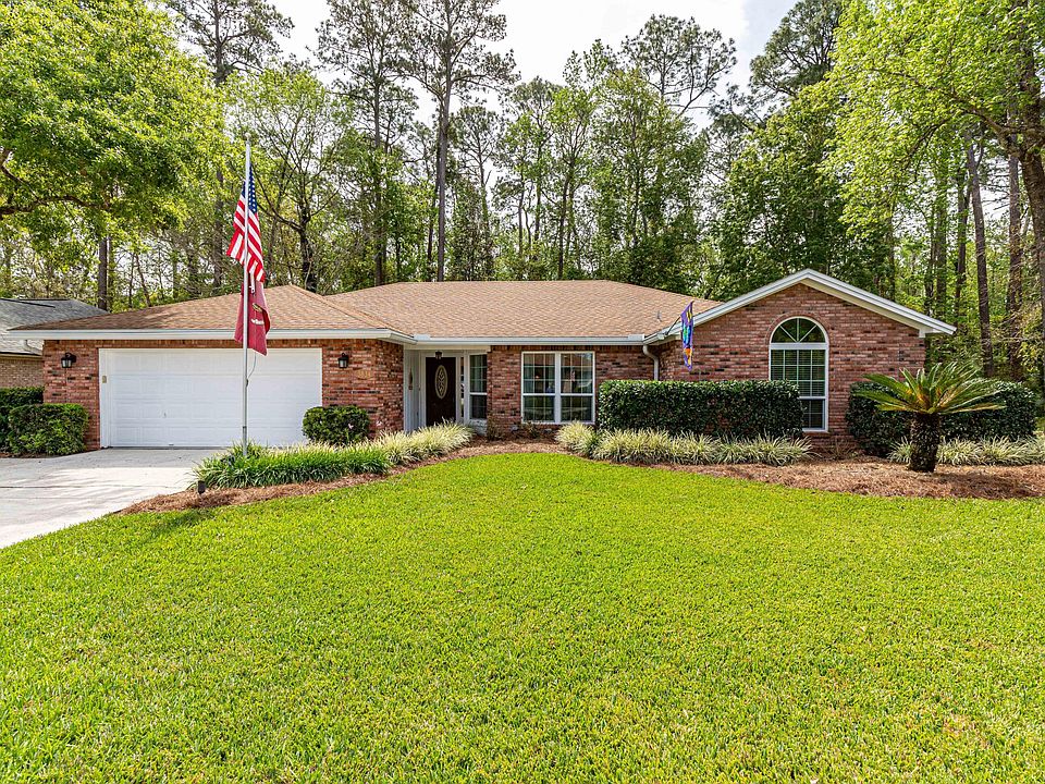 1st image of 3834 Habersham Forest Dr