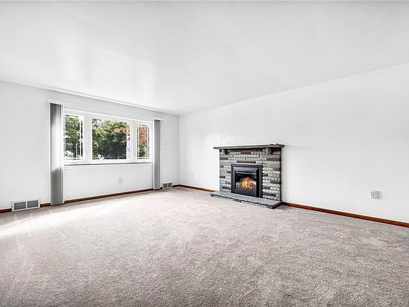 5th image of 2861 Middletown Rd