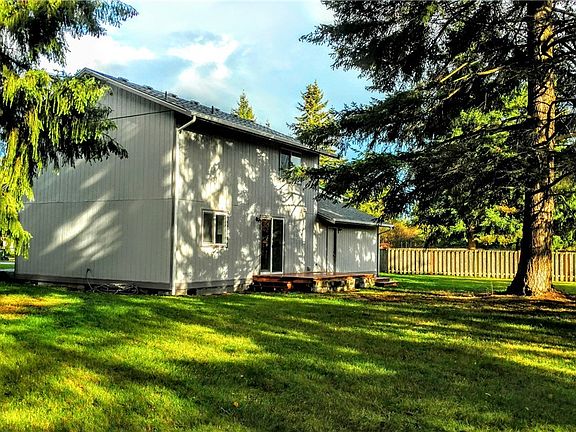 3rd image of 16335 84th Ct SE