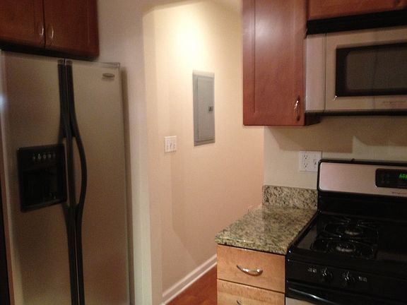 3rd image of 7406 S Coles Ave #G