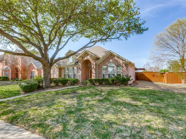 5711 Kensington Dr, Richardson, TX 75082