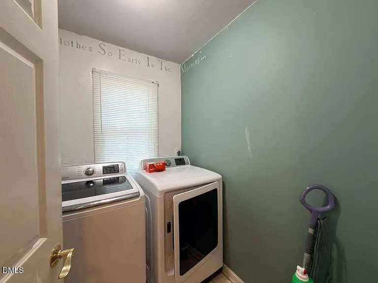 109 E Seve Ct — Photo 28