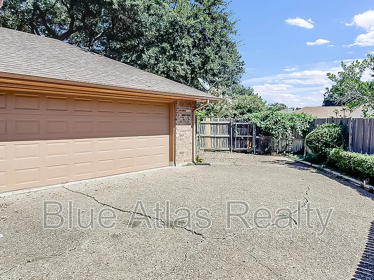 5727 Ridgerock Rd — Photo 21