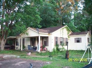 221 Country Rd, Jonesboro, LA 71251