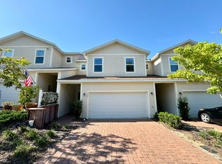 1000 Lakefront Village Dr, Clermont, FL 34711