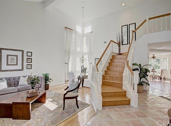 Light and Bright Interior