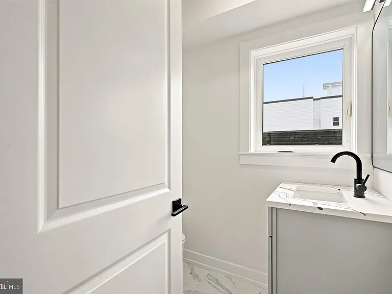 1514 S 22nd St #2 — Photo 21