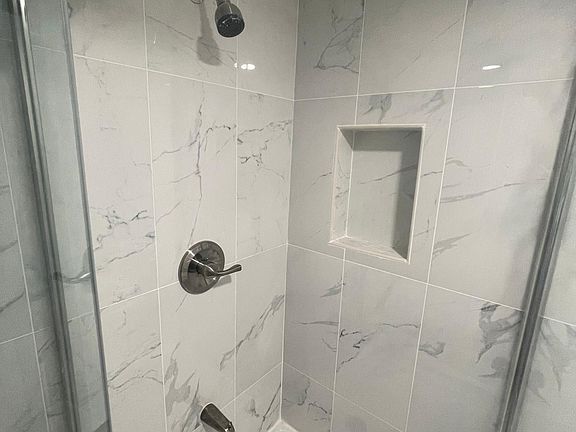 4th image of 10417 Springfield Blvd Floor 1