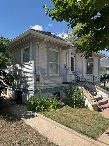 912 E Park Ave Photo 1