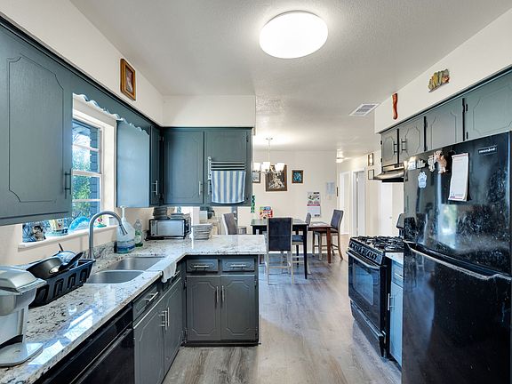 5th image of 302 Cumberland Rd