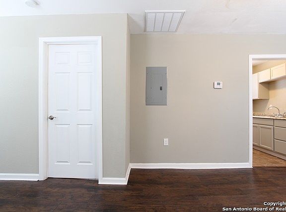 2nd image of 1106 N Flores St APT 2