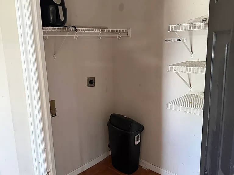 4217 Abingdon Ct — Photo 13