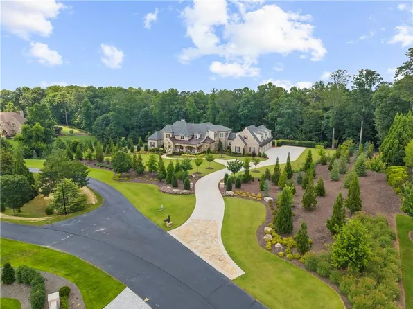 570 Lost River Bnd, Milton, GA 30004