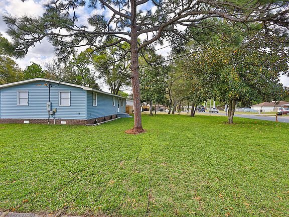 5th image of 5 Jonquil Ave