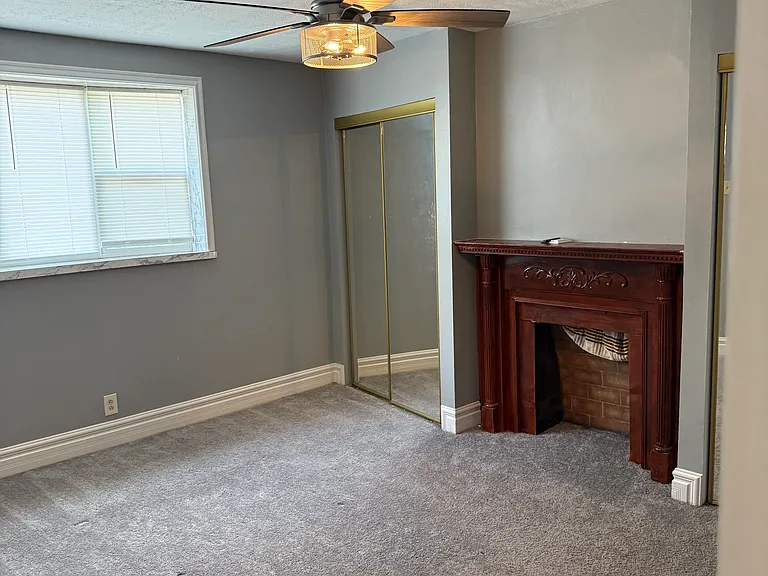 1054 Ridge Ave — Photo 12