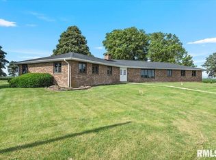 10918 Kossieck Rd, Blue Mound, IL 62513