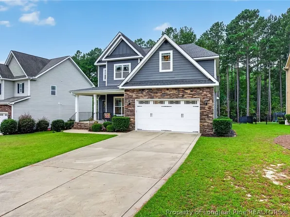 95 Valley Brook Ln, Spring Lake, NC 28390
