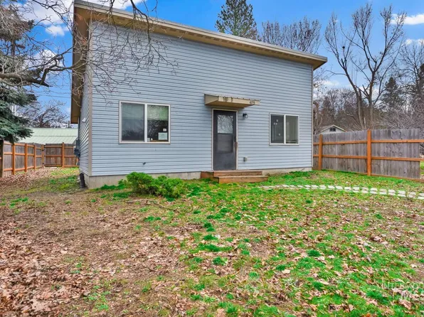 4715 W Reeves St, Coeur D Alene, ID 83814