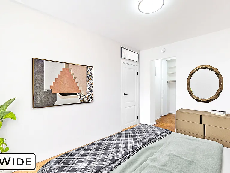 145 E 16th St #3C — Photo 4