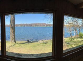 333 Maple Island Rd, Burnsville, MN 55306