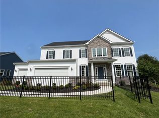 105 Fox Water Trl, Beaver, PA 15009