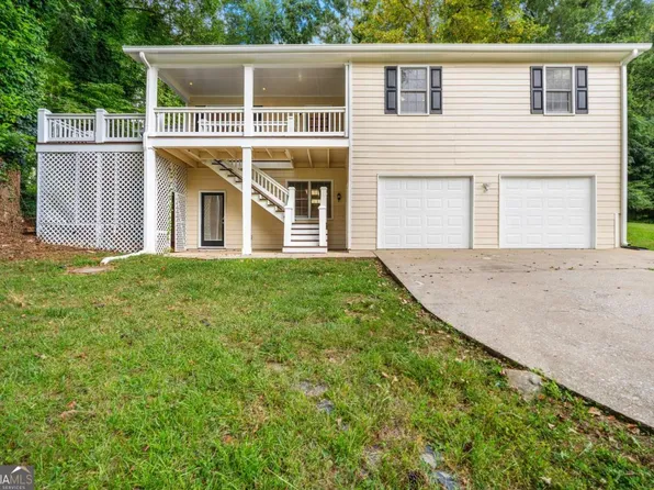 4607 Alpine Dr SW, Lilburn, GA 30047