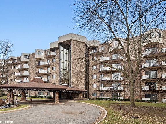 2nd image of 1275 Baldwin Ln #309