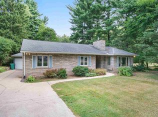 19515 Glendale Ave, South Bend, IN 46637