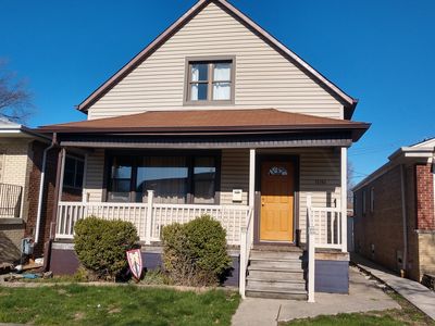 (Undisclosed Address), Chicago, IL, 60655