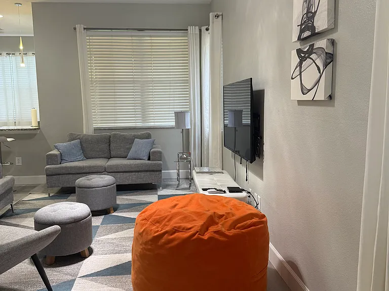 869 Assembly Ct — Photo 12