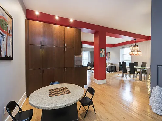 Sold by Sotheby's International Realty | media 2