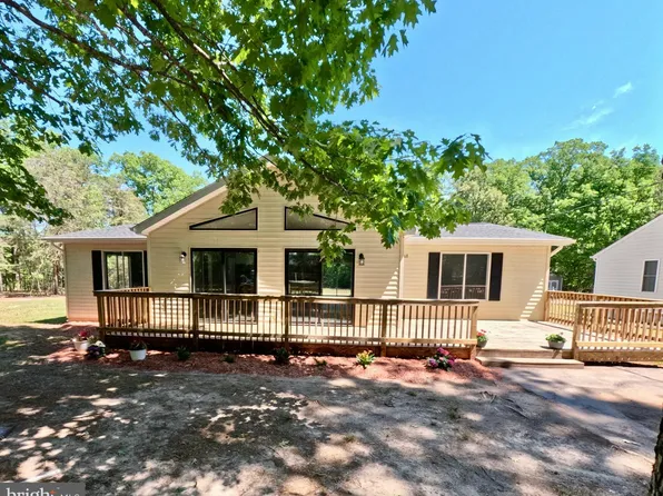68 Matilda Ln, Montross, VA 22520