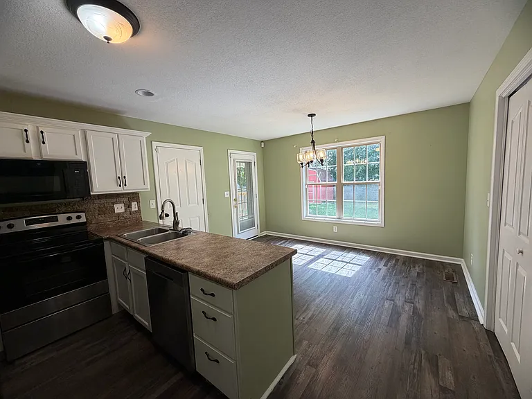 2525 Centerstone Cir — Photo 7