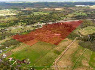 30 Rowanwood Rd, Huntsville, ON P0B 1M0