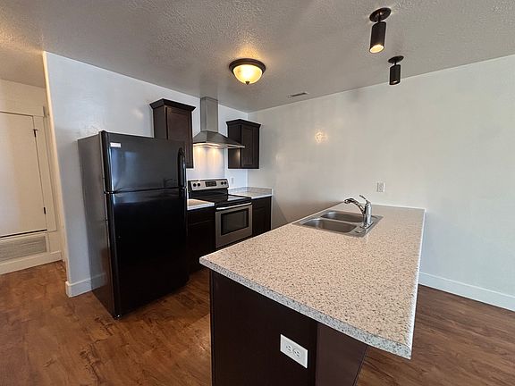3rd image of 269 E Main St #B