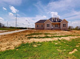 1380 Bonicord Rd, Dyersburg, TN 38024