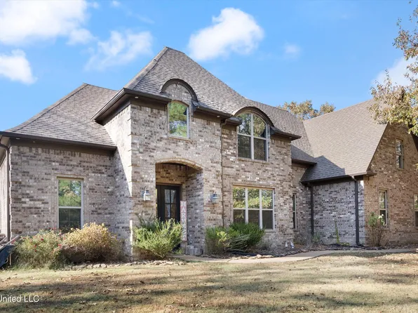 4241 Glynn Valley Rd E, Byhalia, MS 38611