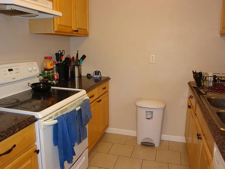 7880 Camino Glorita — Photo 9