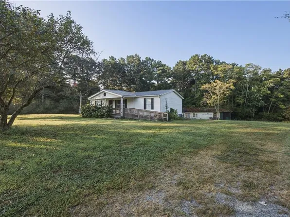 285 Mountain View Dr SE, Calhoun, GA 30701
