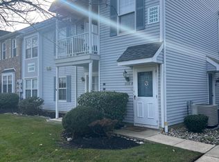 3816 Adelaide Dr, Mount Laurel, NJ 08054