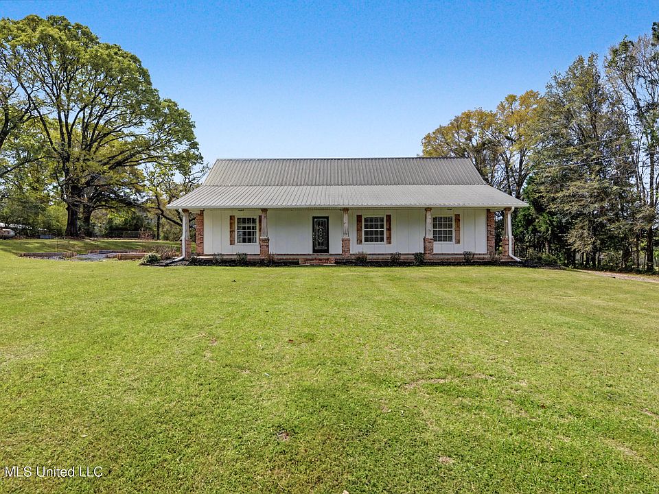 1st image of 222 Gristmill Rd